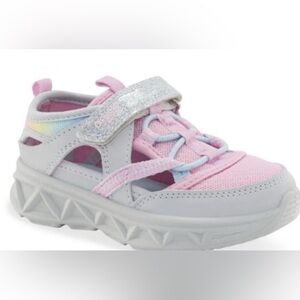 Oshkosh B’Gosh Toddler Girls Size 7 Durable & Washable Playground Sandal Size 12